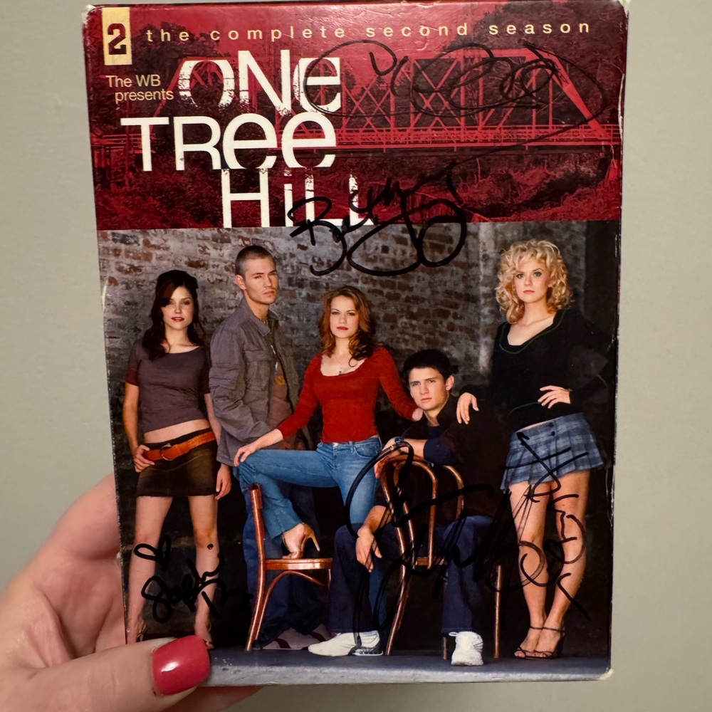One Tree Hill Season 2 Autographed DVD